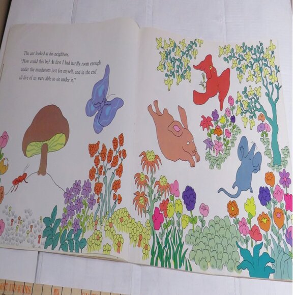 Mushroom in the Rain BIG BOOK (almost 2 feet tall) By Mirra Ginsburg Classroom - Picture 11 of 15